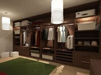 Классическая гардеробная комната из массива с подсветкой Уссурийск